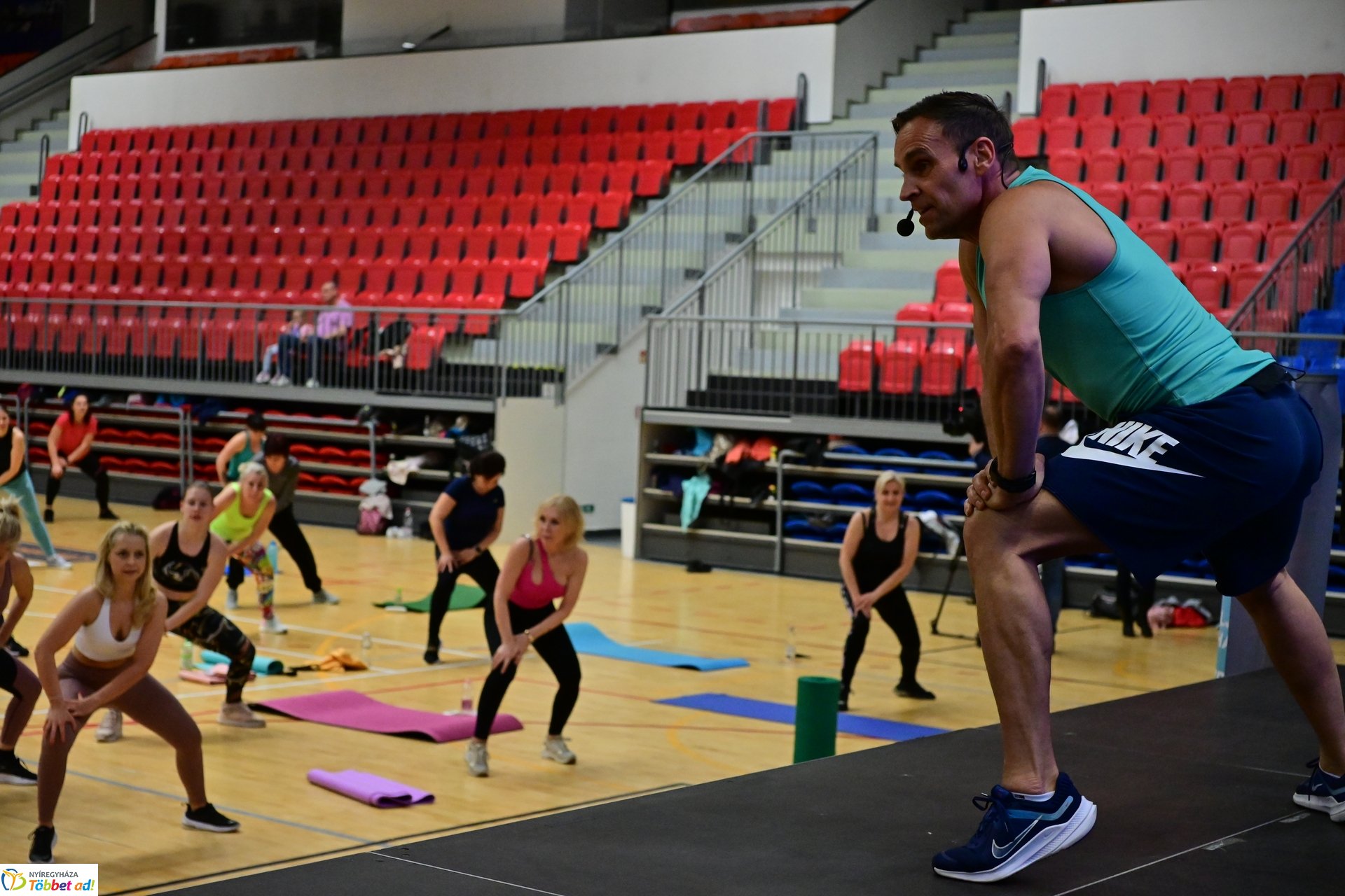 Fitt-Nőnap Katus Attilával az Arénában - 2025