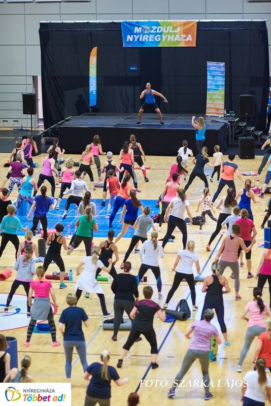 Fitt Nőnap Katus Attilával