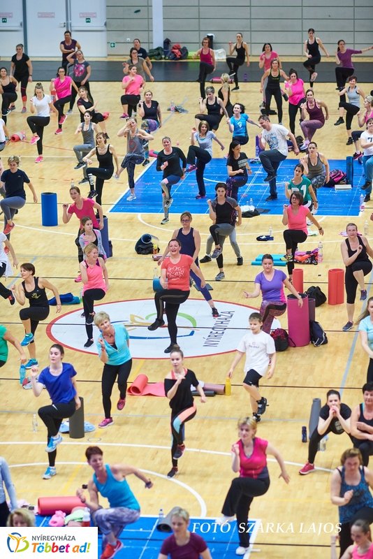 Fitt Nőnap Katus Attilával