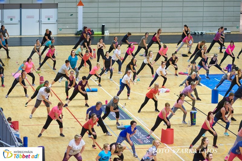 Fitt Nőnap Katus Attilával