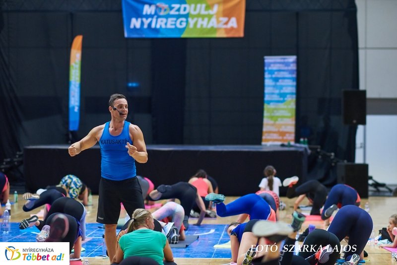 Fitt Nőnap Katus Attilával