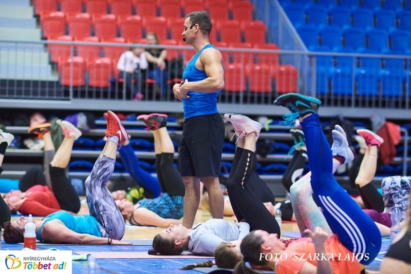 Fitt Nőnap Katus Attilával