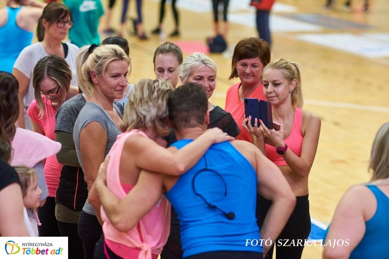 Fitt Nőnap Katus Attilával