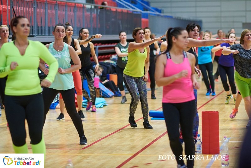 Fitt Nőnap Katus Attilával