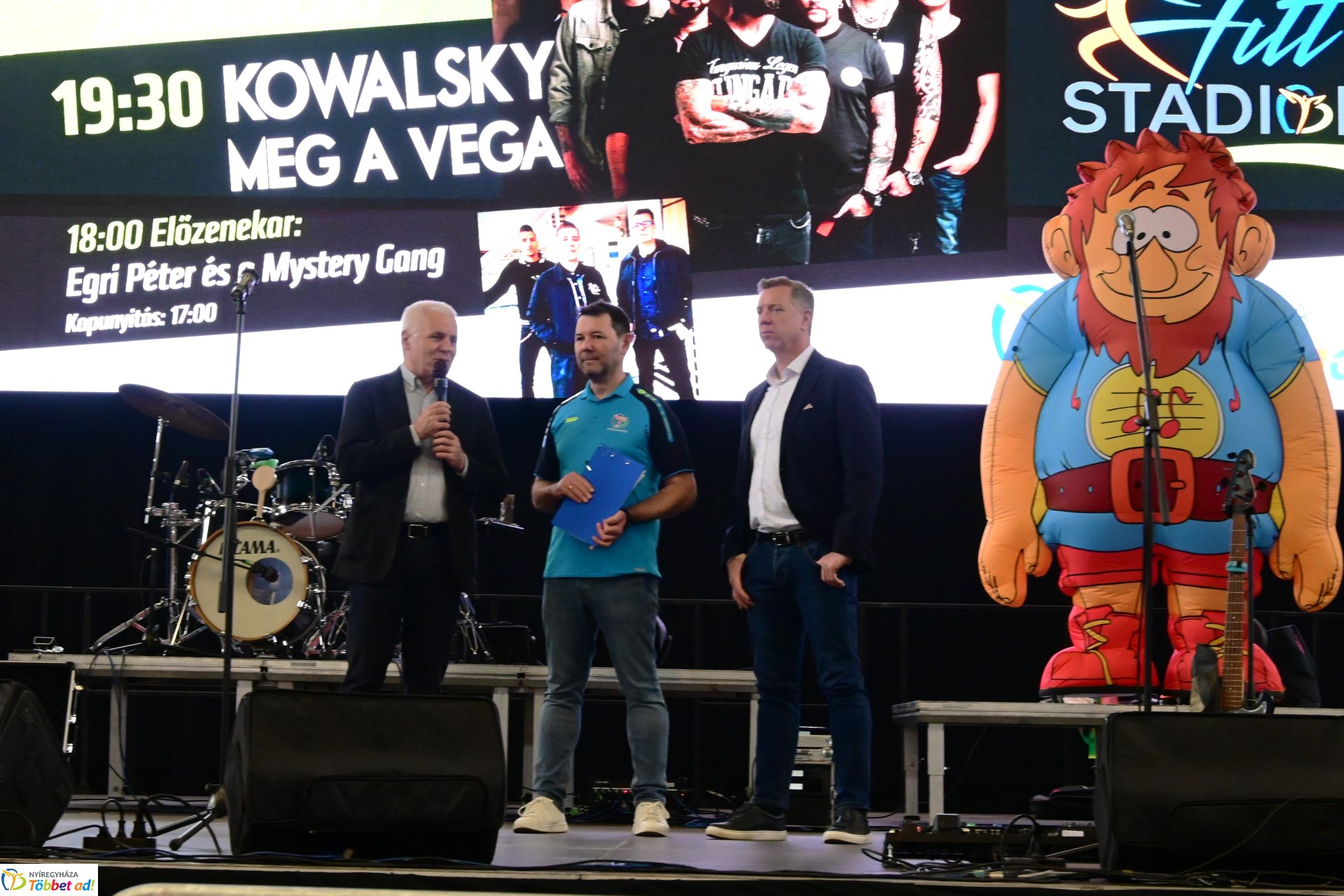 Fitt Stadion rendezvény  a Continental Arénában