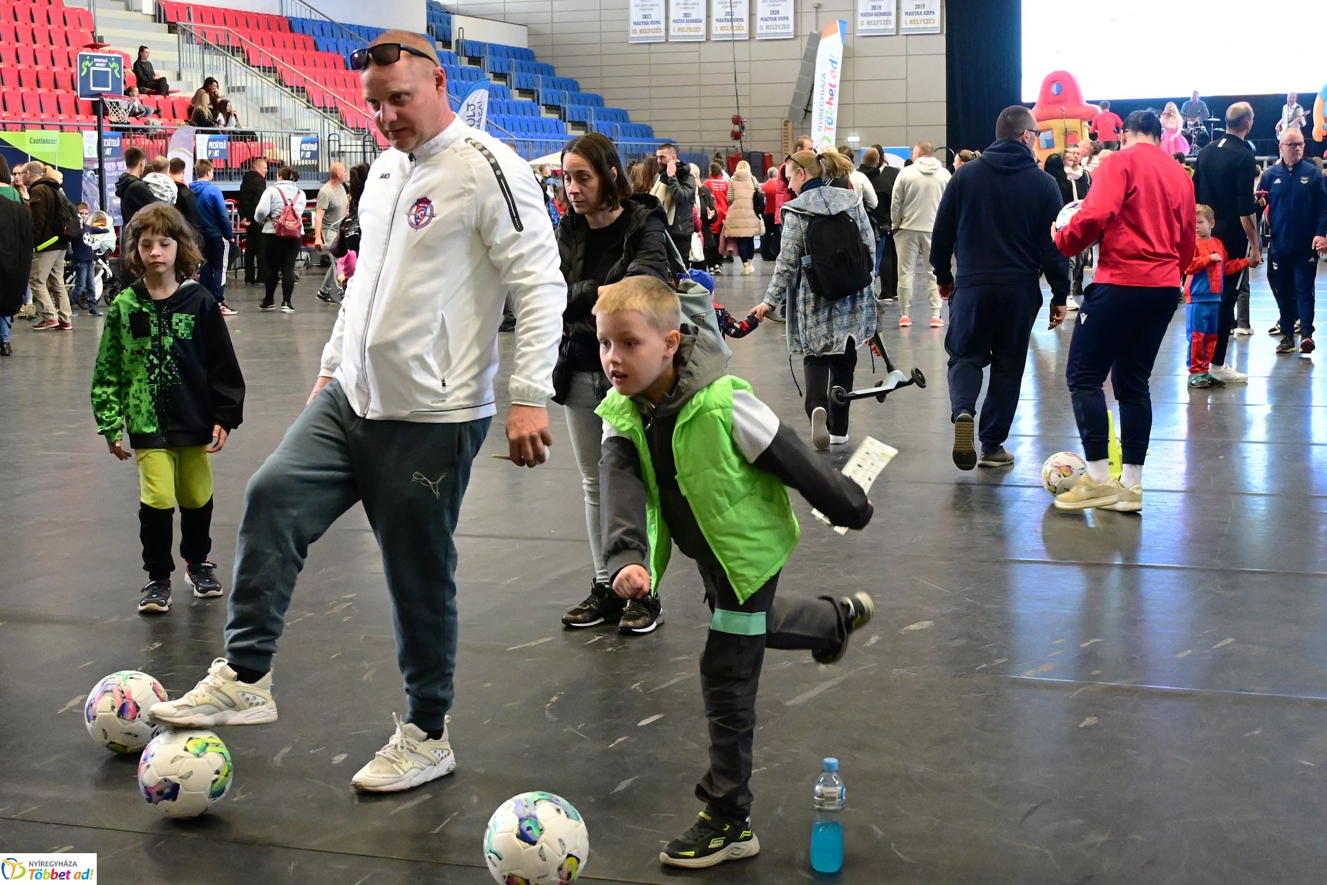 Fitt Stadion rendezvény  a Continental Arénában