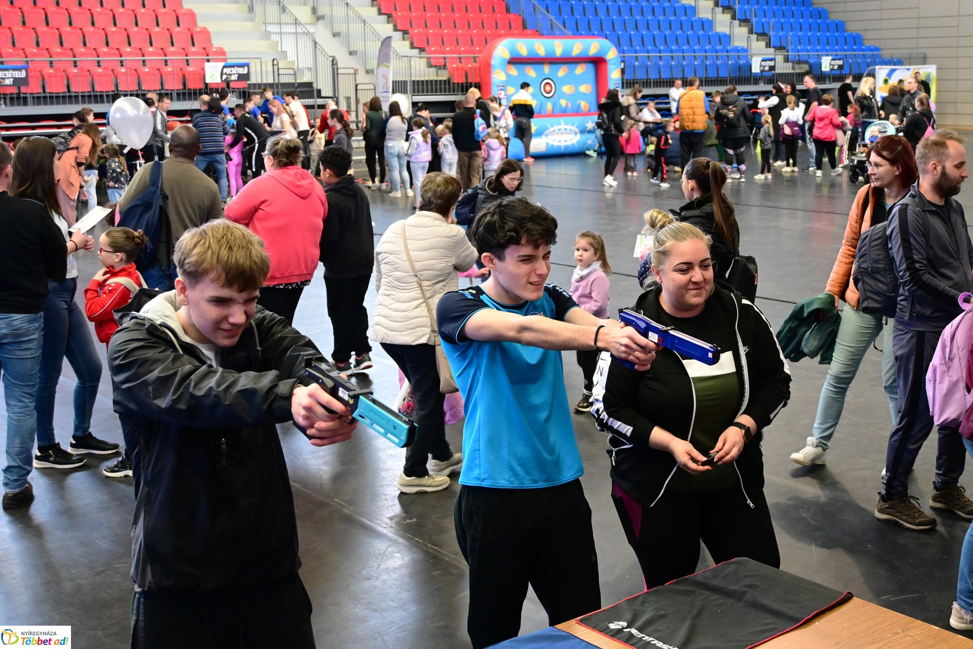 Fitt Stadion rendezvény  a Continental Arénában