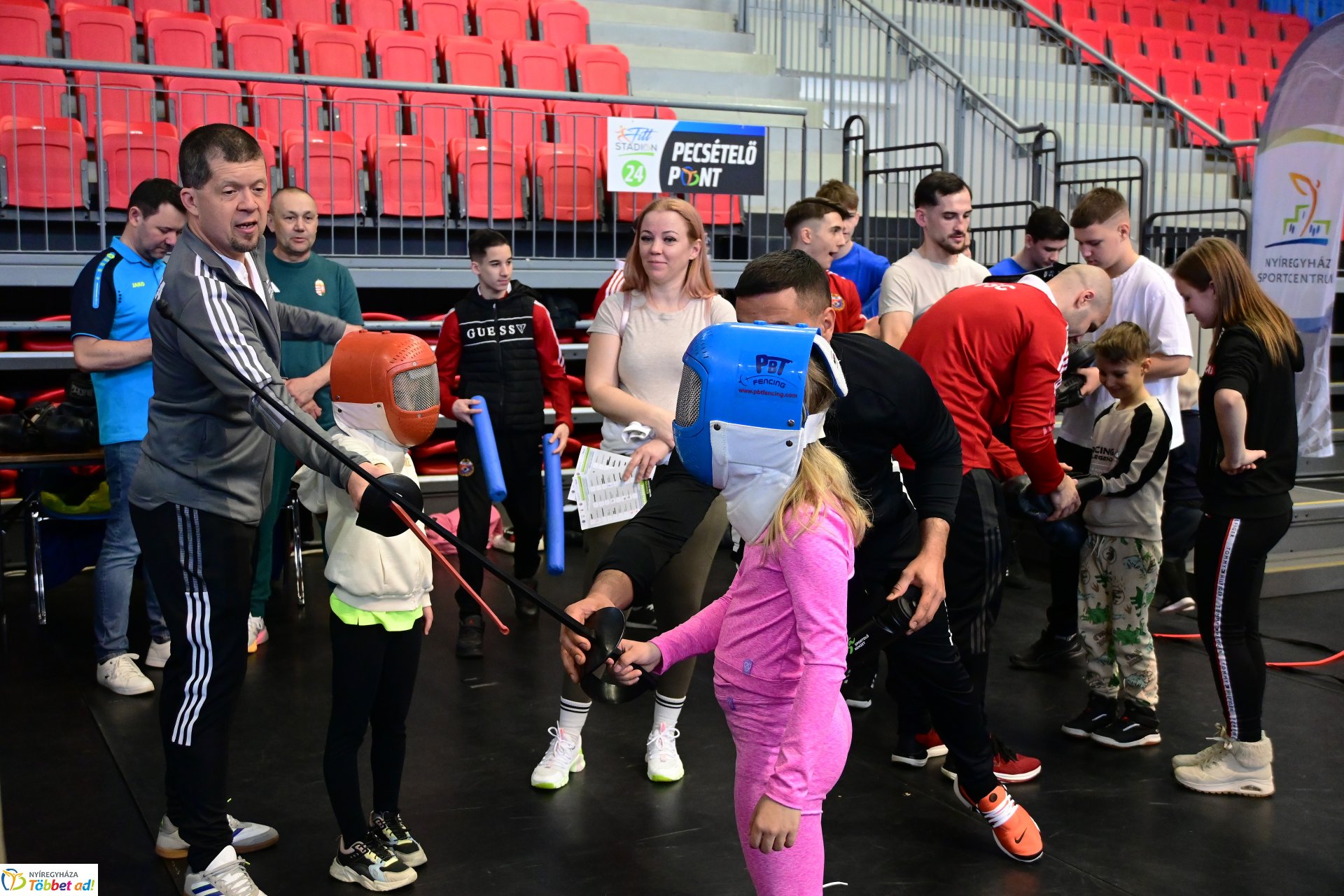 Fitt Stadion rendezvény  a Continental Arénában