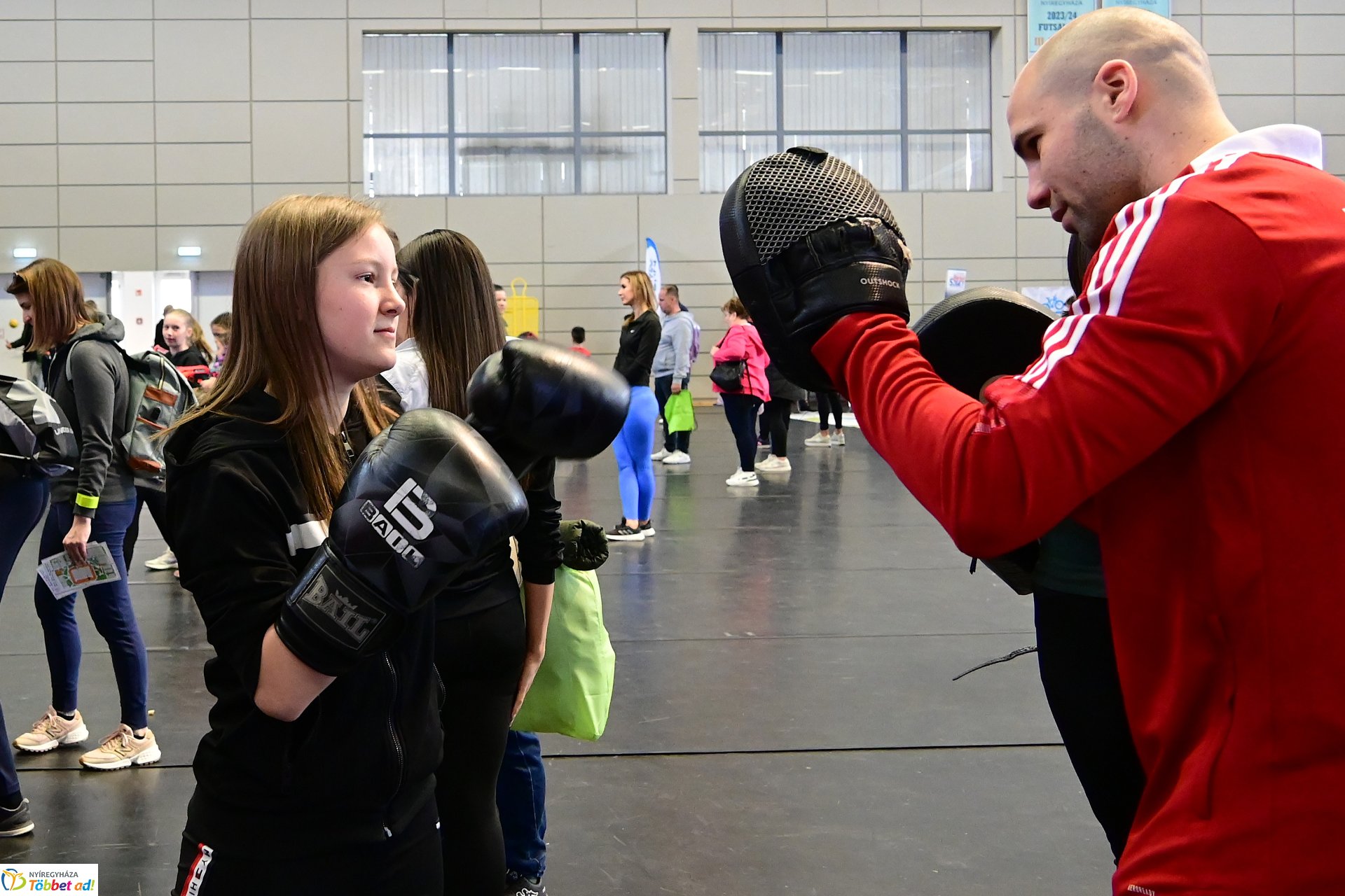 Fitt Stadion rendezvény  a Continental Arénában