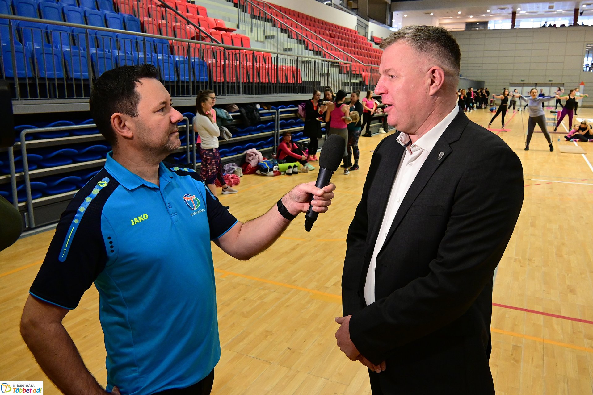 Fitt szülinap a Continental Arénában