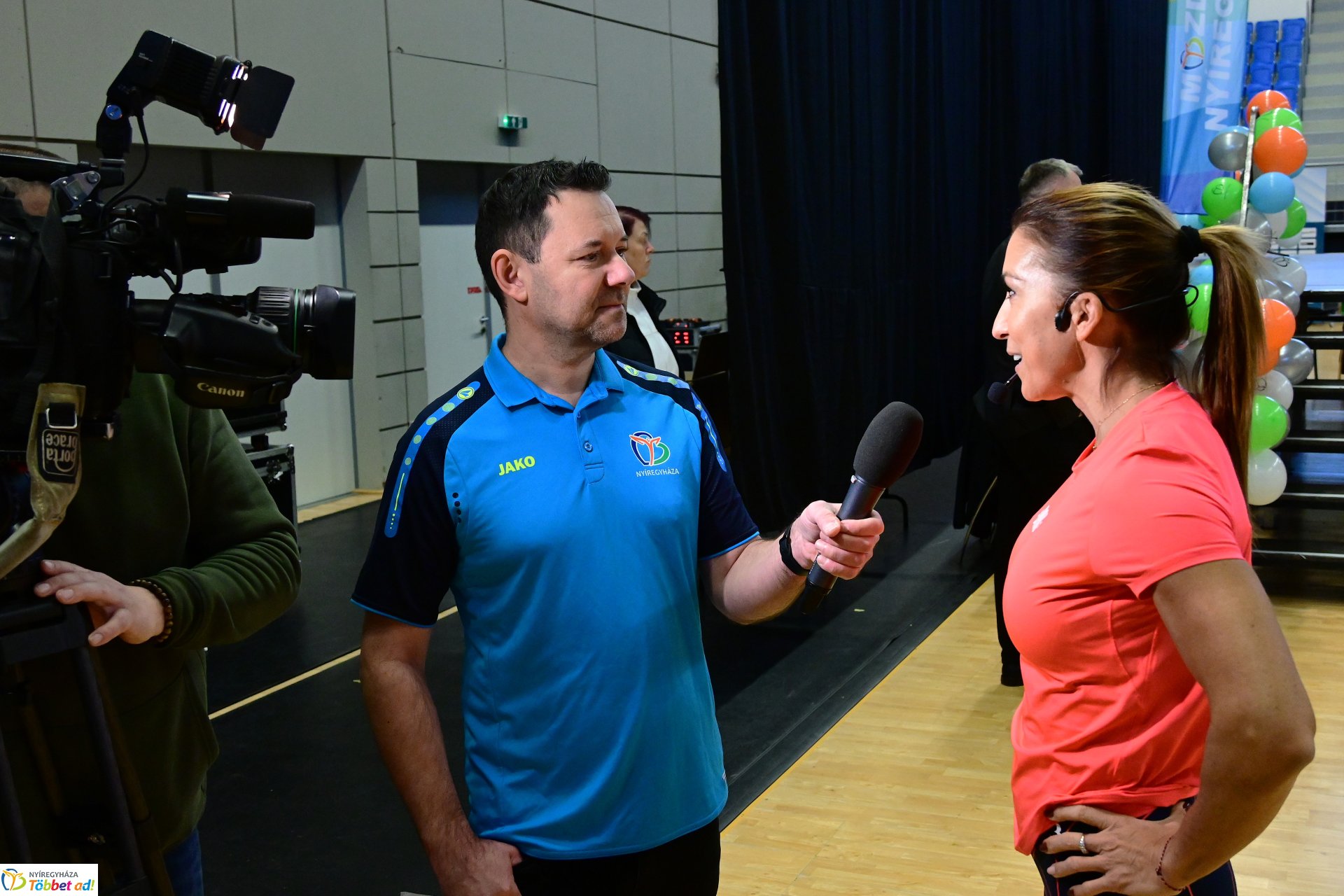 Fitt szülinap a Continental Arénában