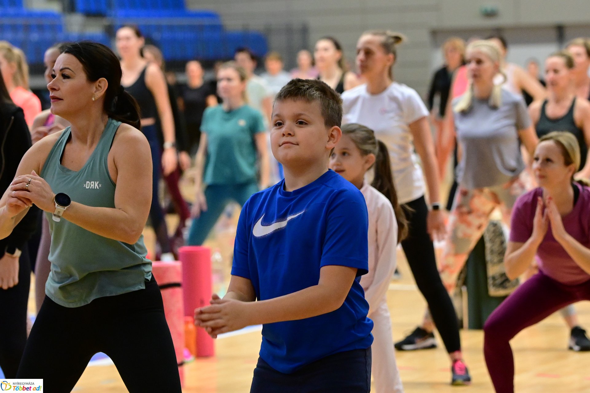 Fitt szülinap a Continental Arénában