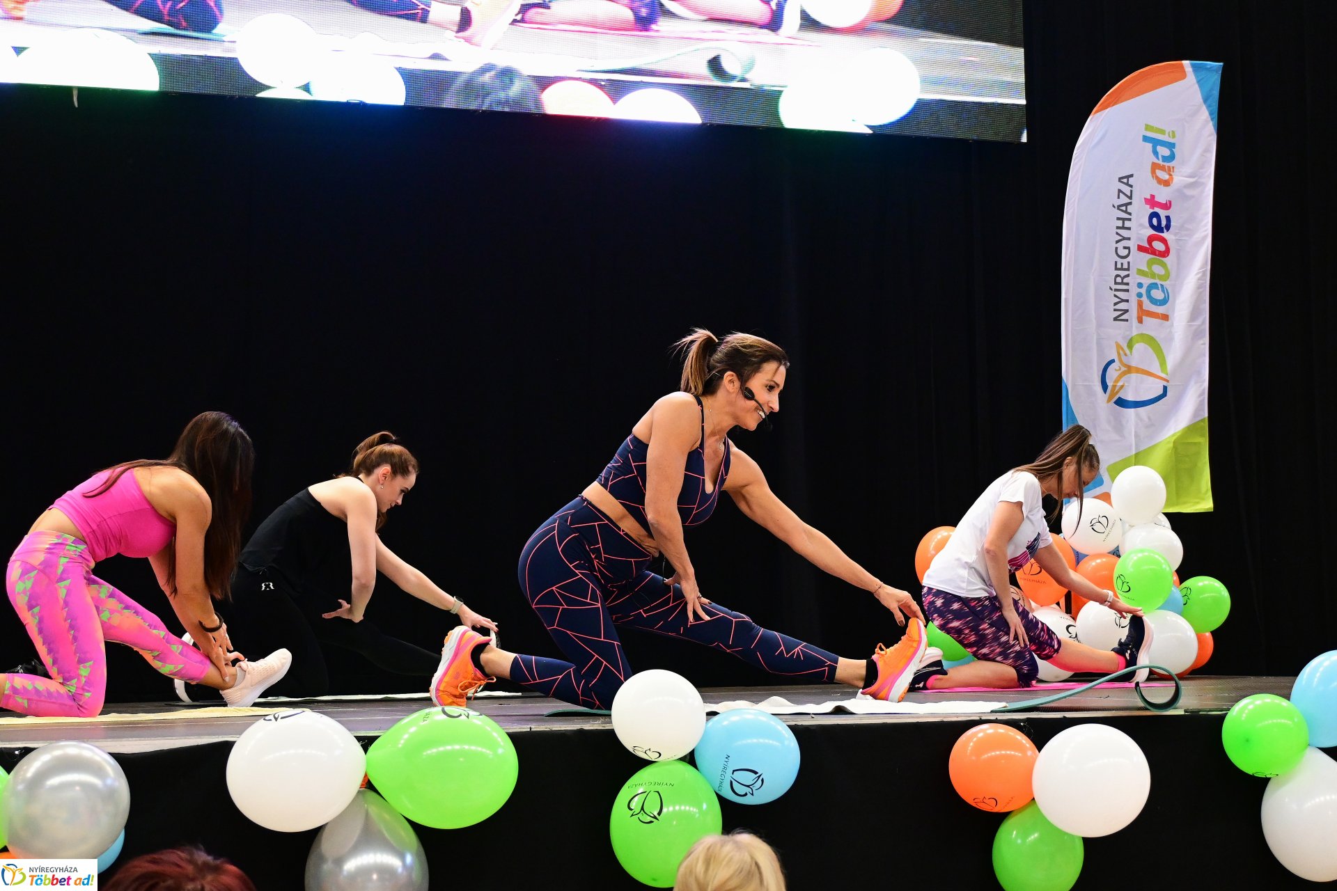 Fitt szülinap a Continental Arénában