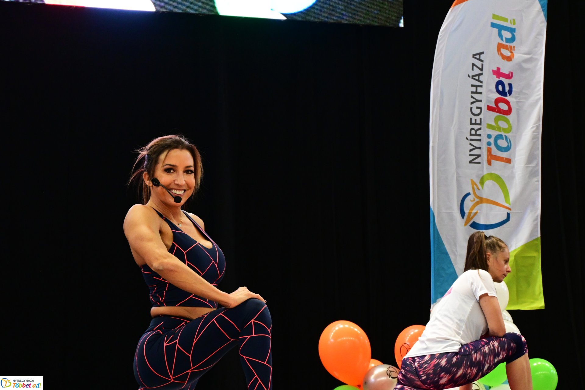 Fitt szülinap a Continental Arénában