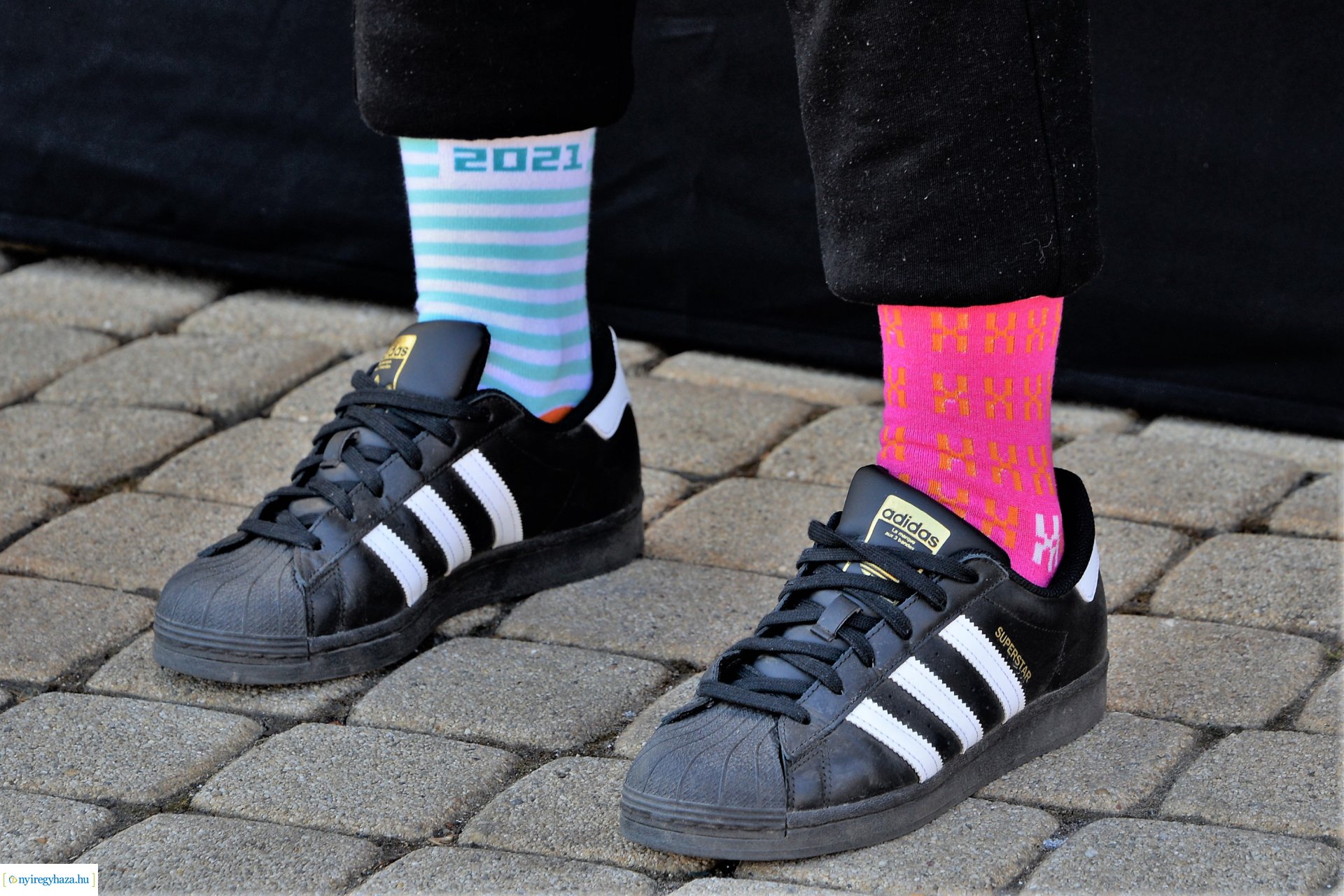 Flash mob a Down-szindróma Világnapján a Kossuth téren