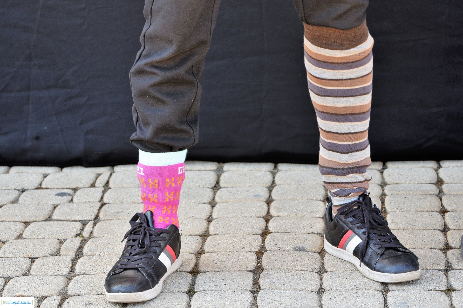 Flash mob a Down-szindróma Világnapján a Kossuth téren