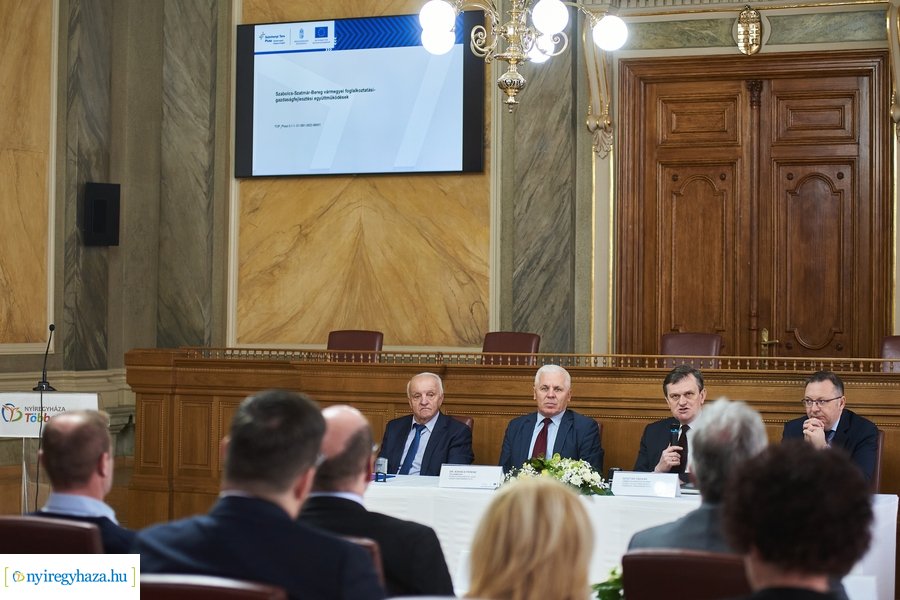 Foglalkoztatási együttműködési megállapodás aláírása 20230228