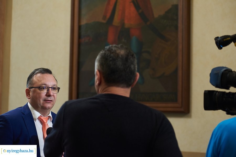 Foglalkoztatási paktum sajtótájékoztató 20220330