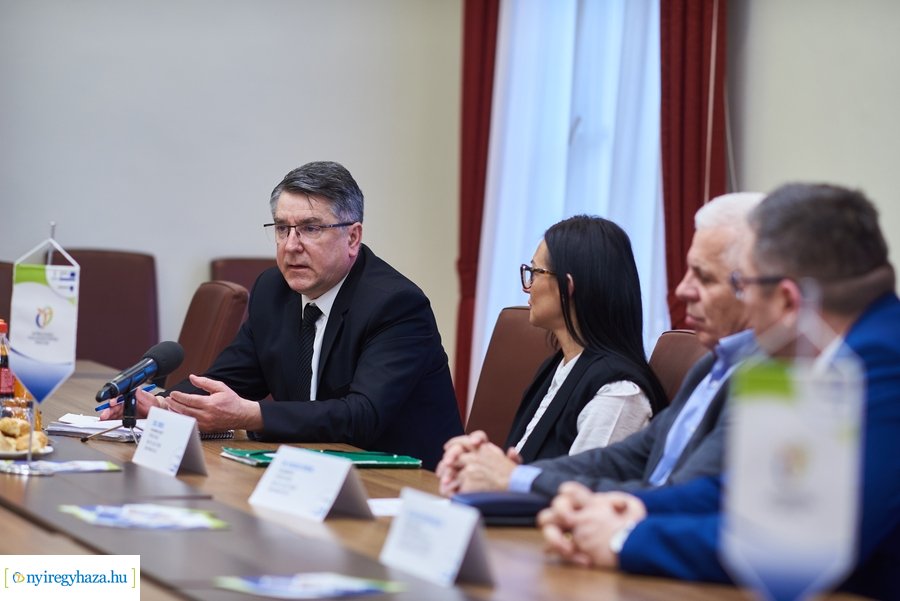 Foglalkoztatási Paktum - sajtótájékoztató