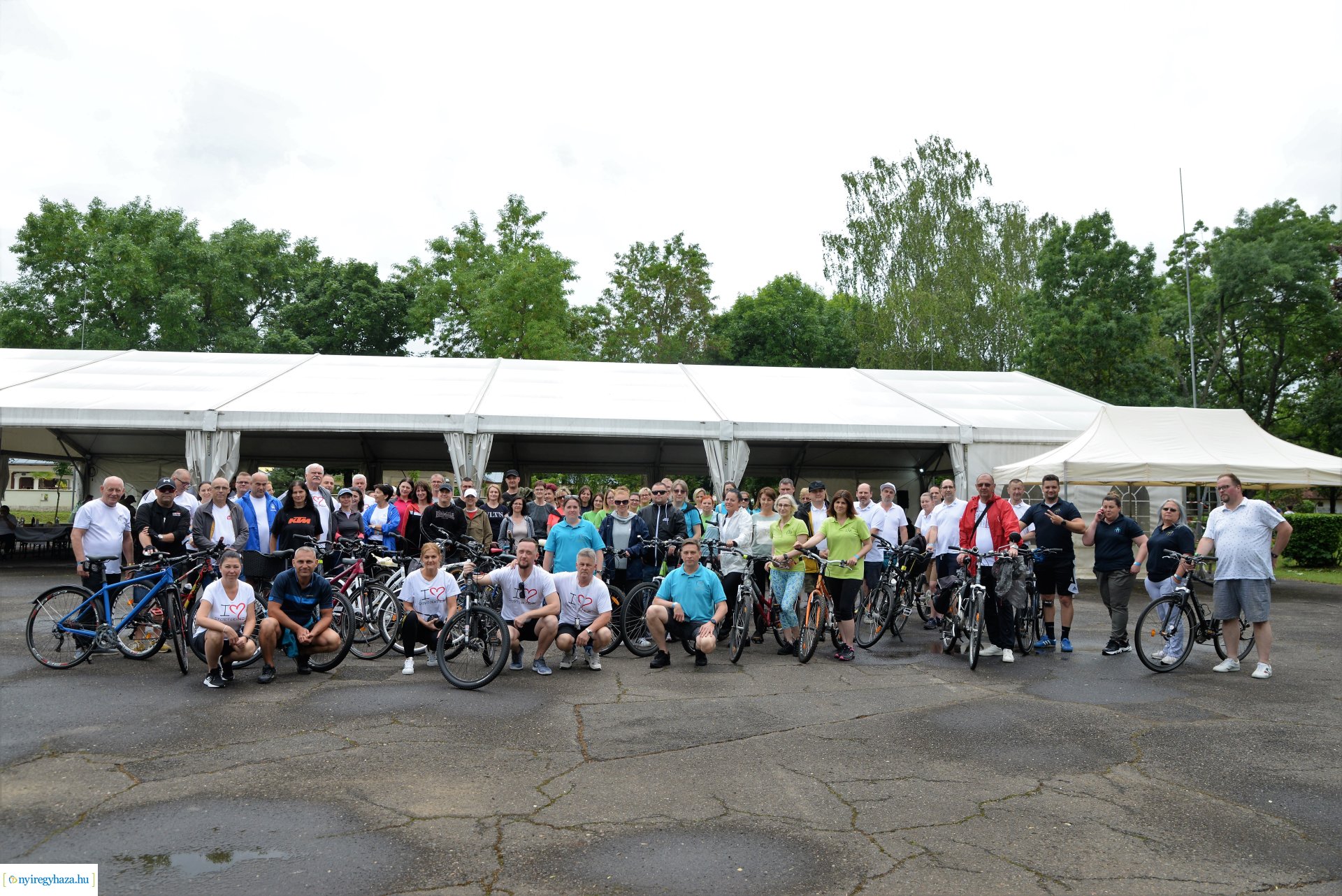 "Fókuszban a családok" - önkormányzati kerékpártúra Nyíregyházán