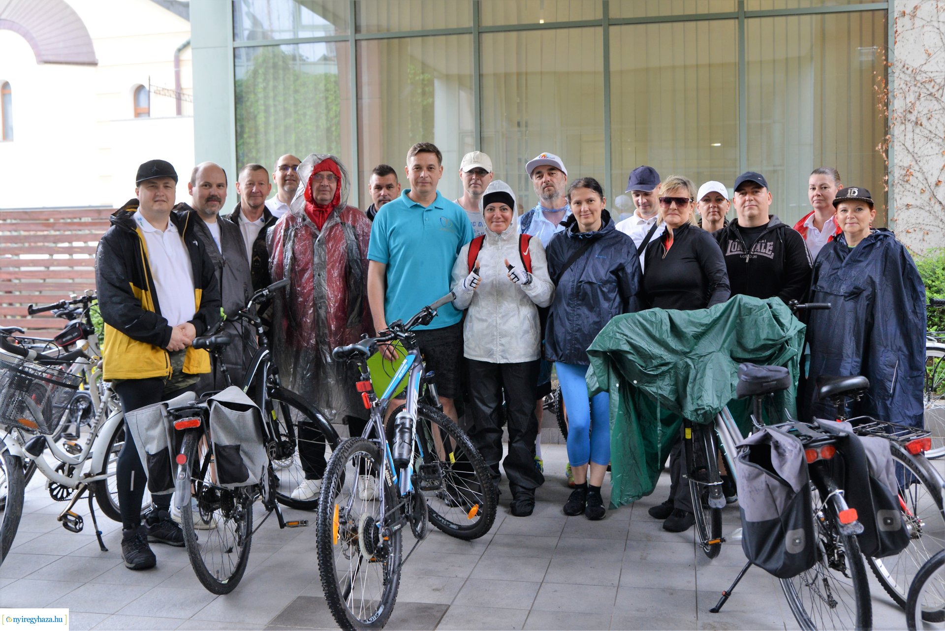 "Fókuszban a családok" - önkormányzati kerékpártúra Nyíregyházán