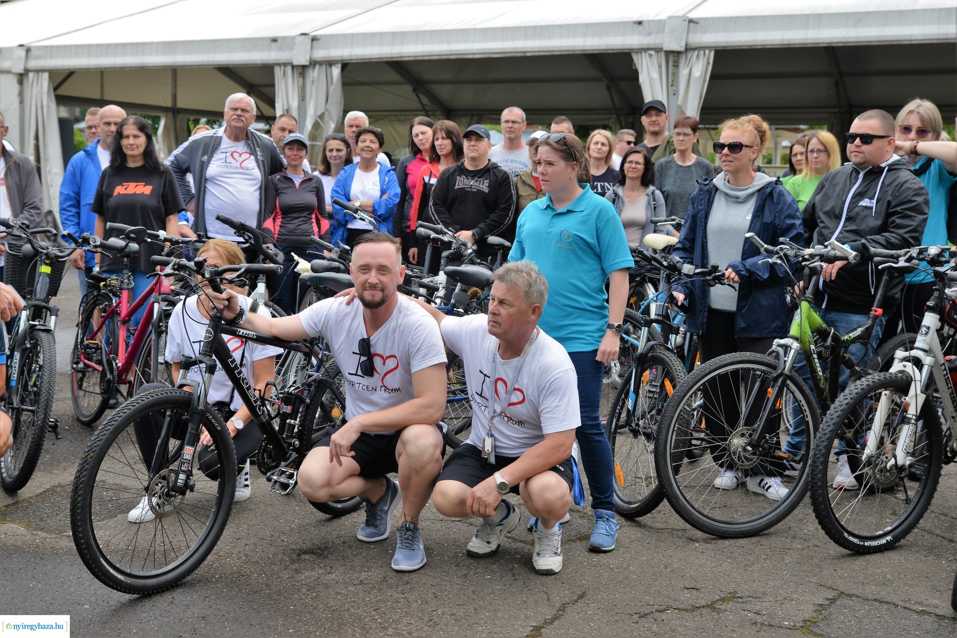 "Fókuszban a családok" - önkormányzati kerékpártúra Nyíregyházán