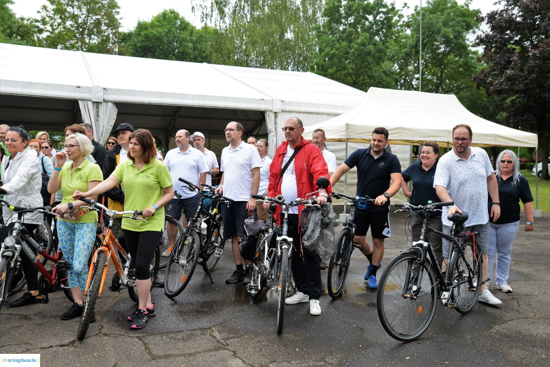"Fókuszban a családok" - önkormányzati kerékpártúra Nyíregyházán