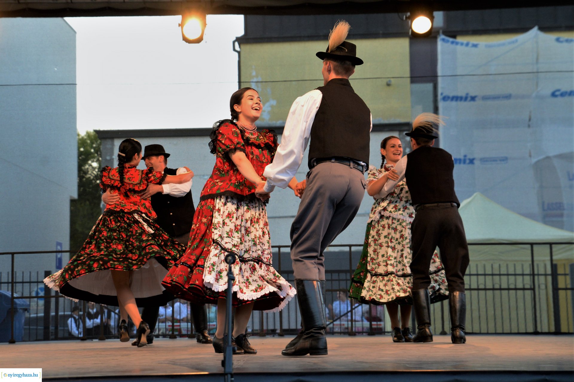 Folkfélhét megnyitó 