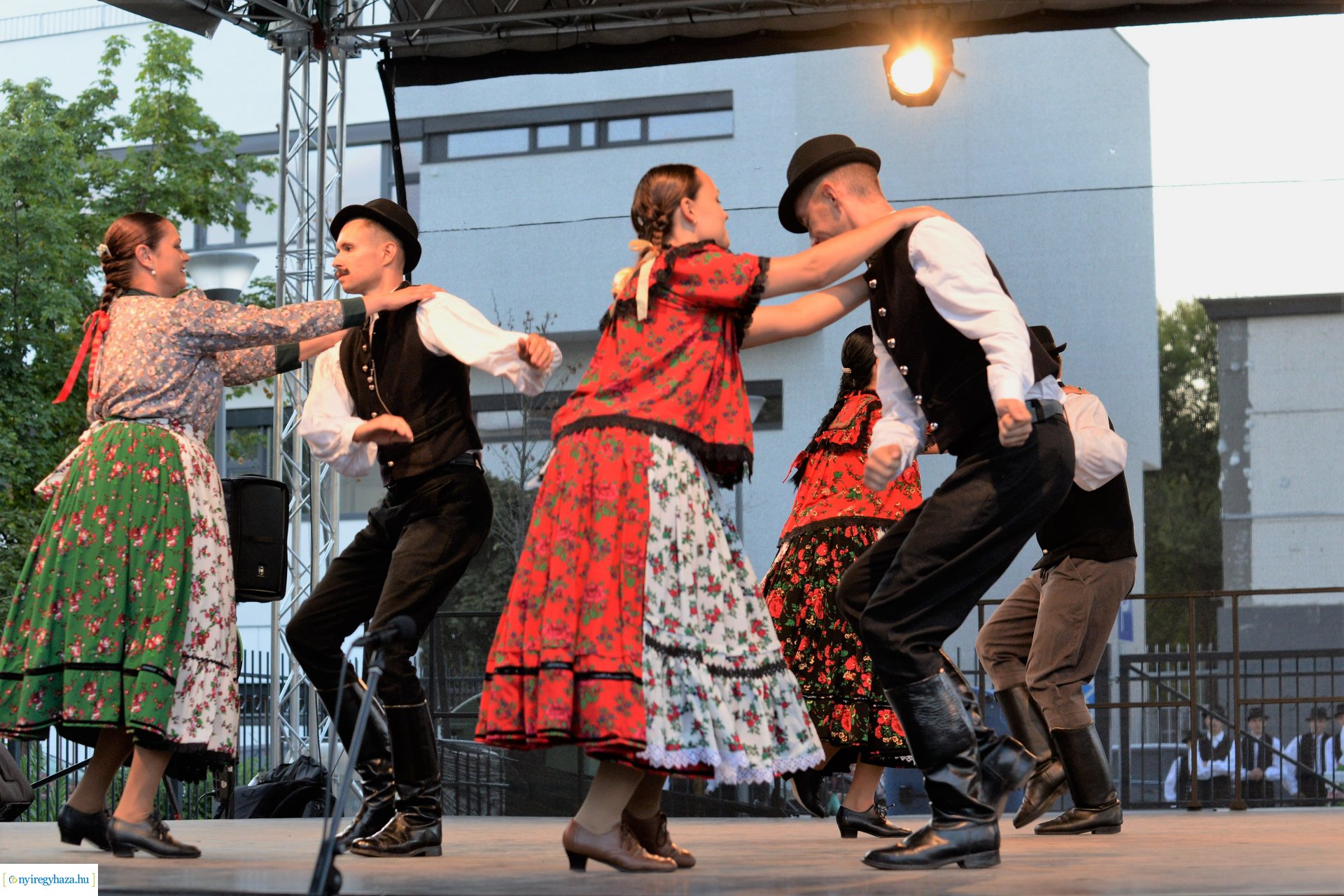 Folkfélhét megnyitó 