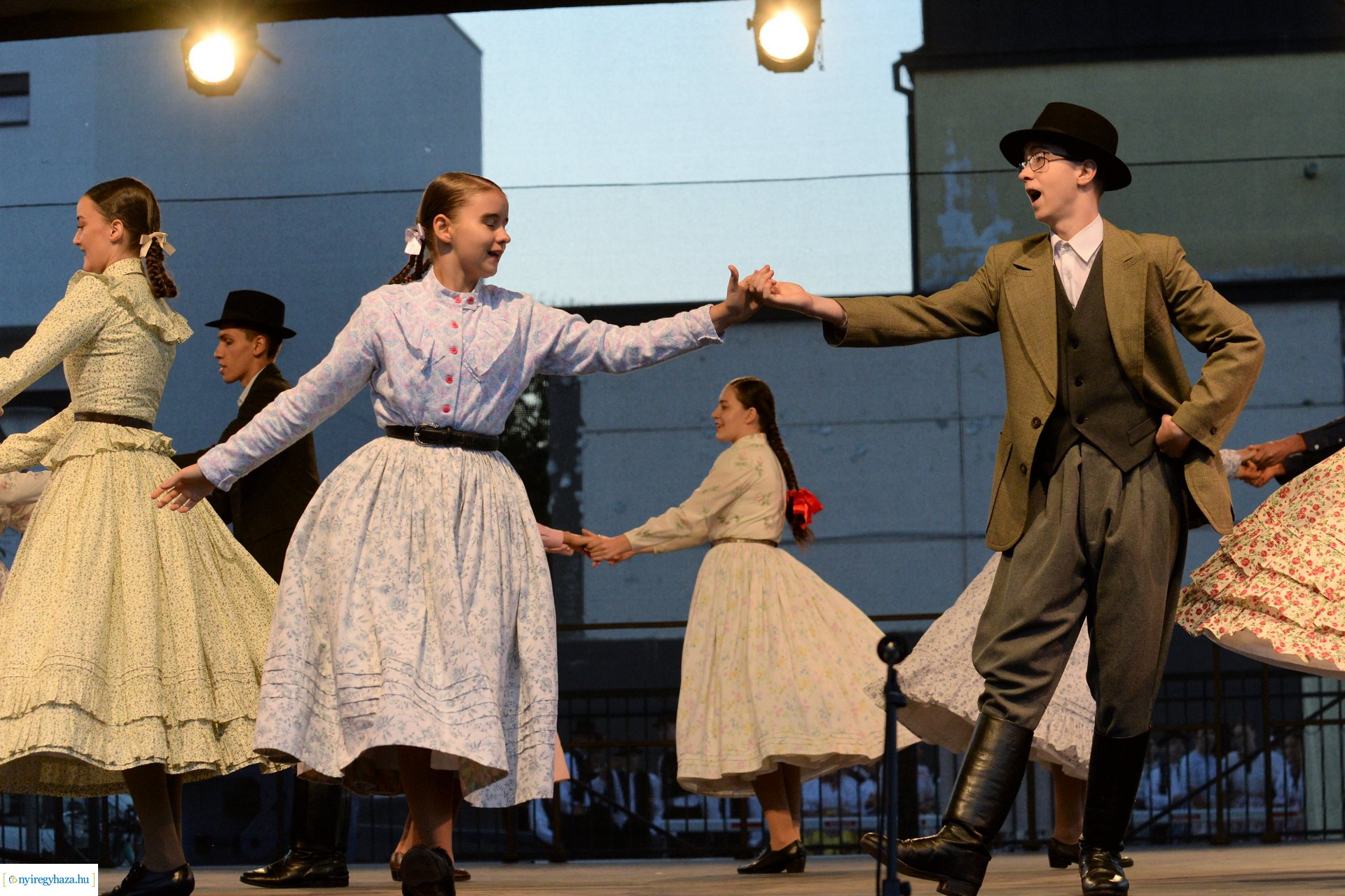 Folkfélhét megnyitó 