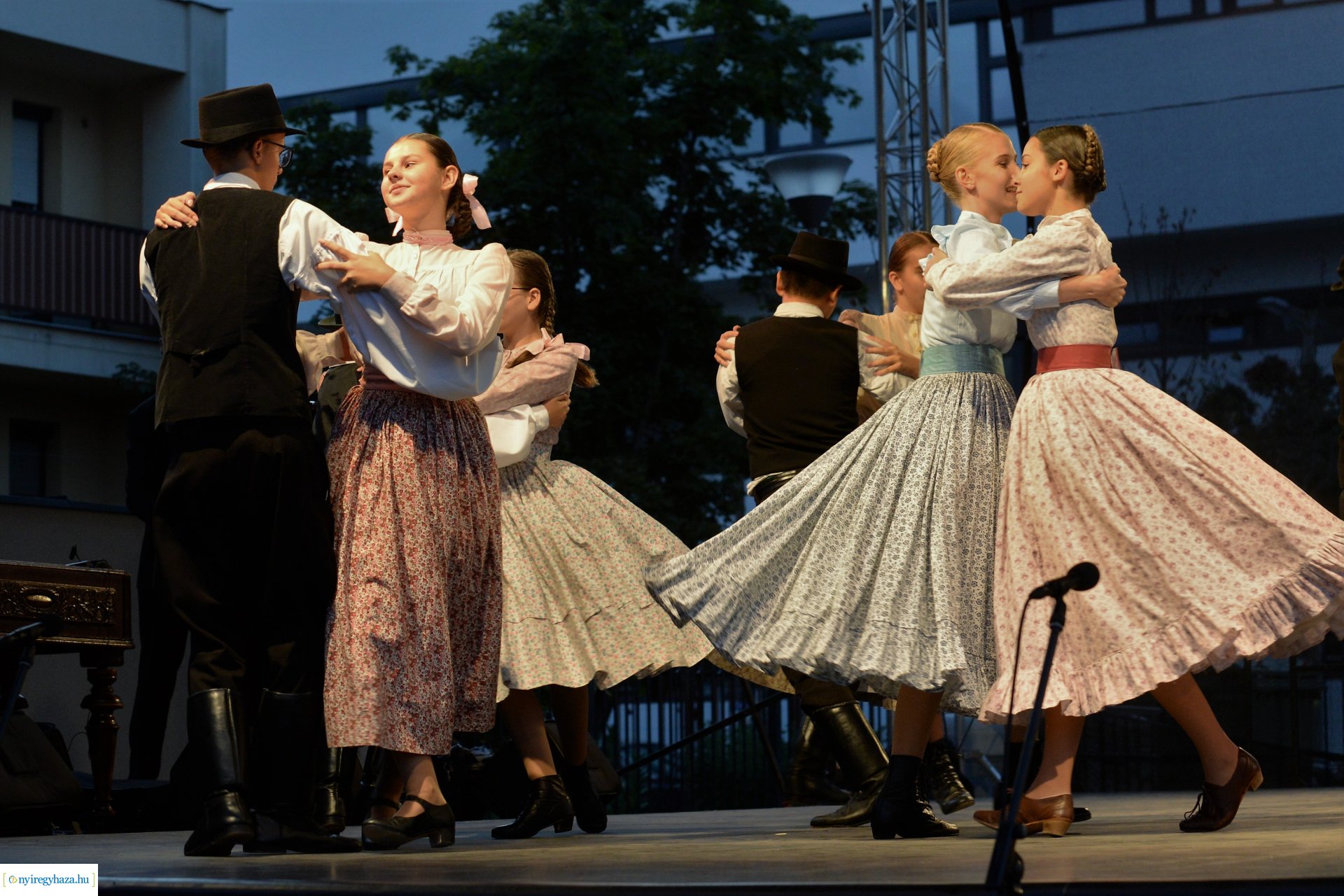 Folkfélhét megnyitó 