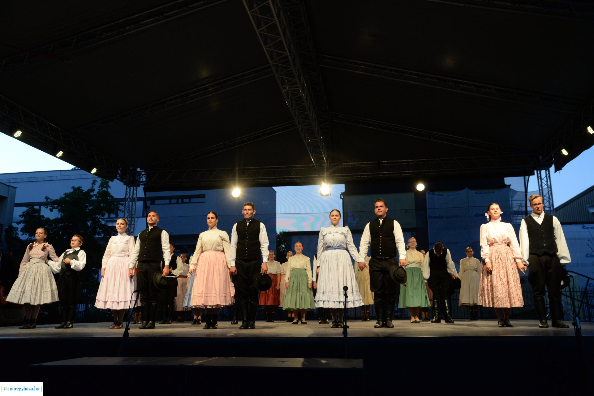 Folkfélhét megnyitó 