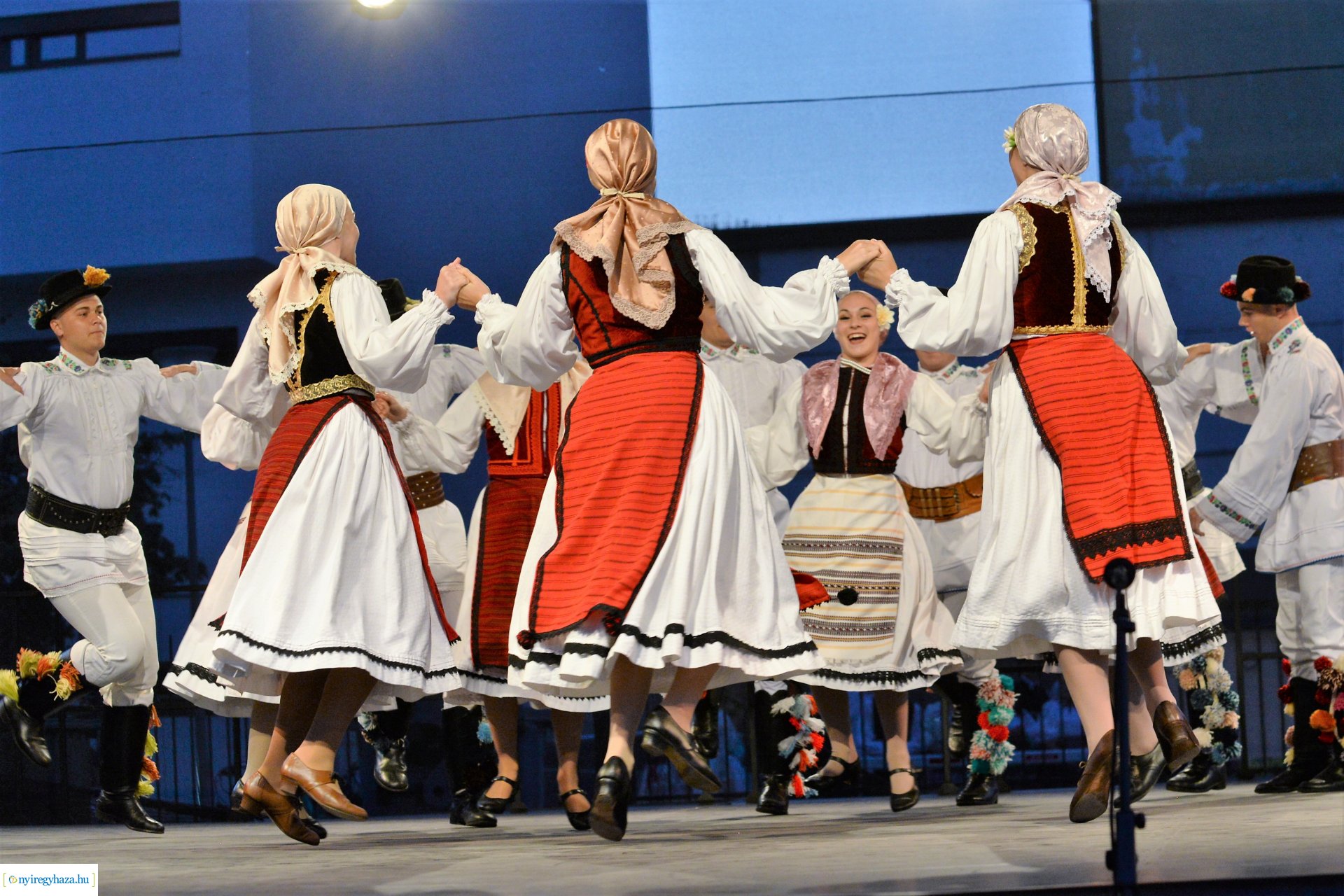 Folkfélhét megnyitó 