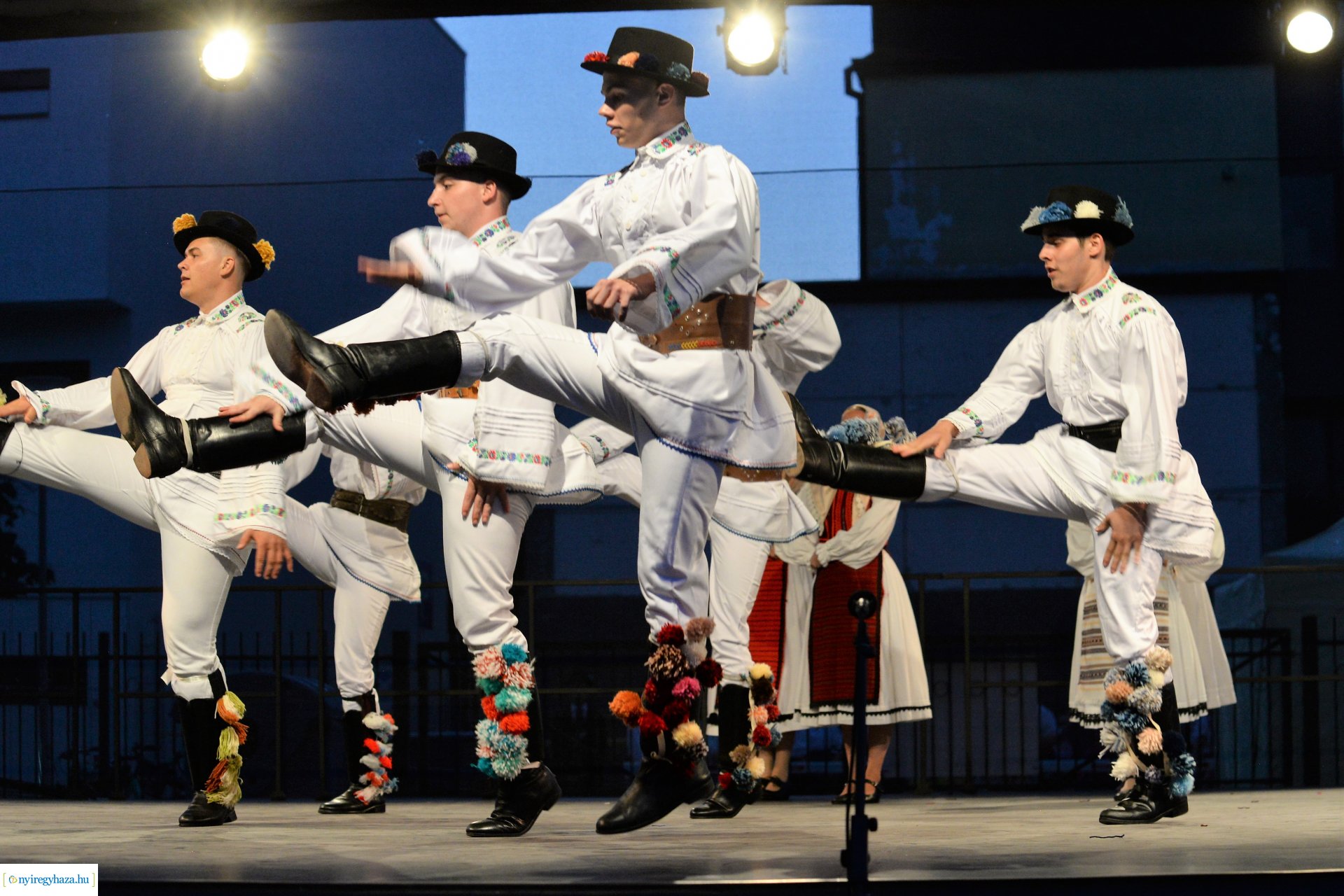 Folkfélhét megnyitó 