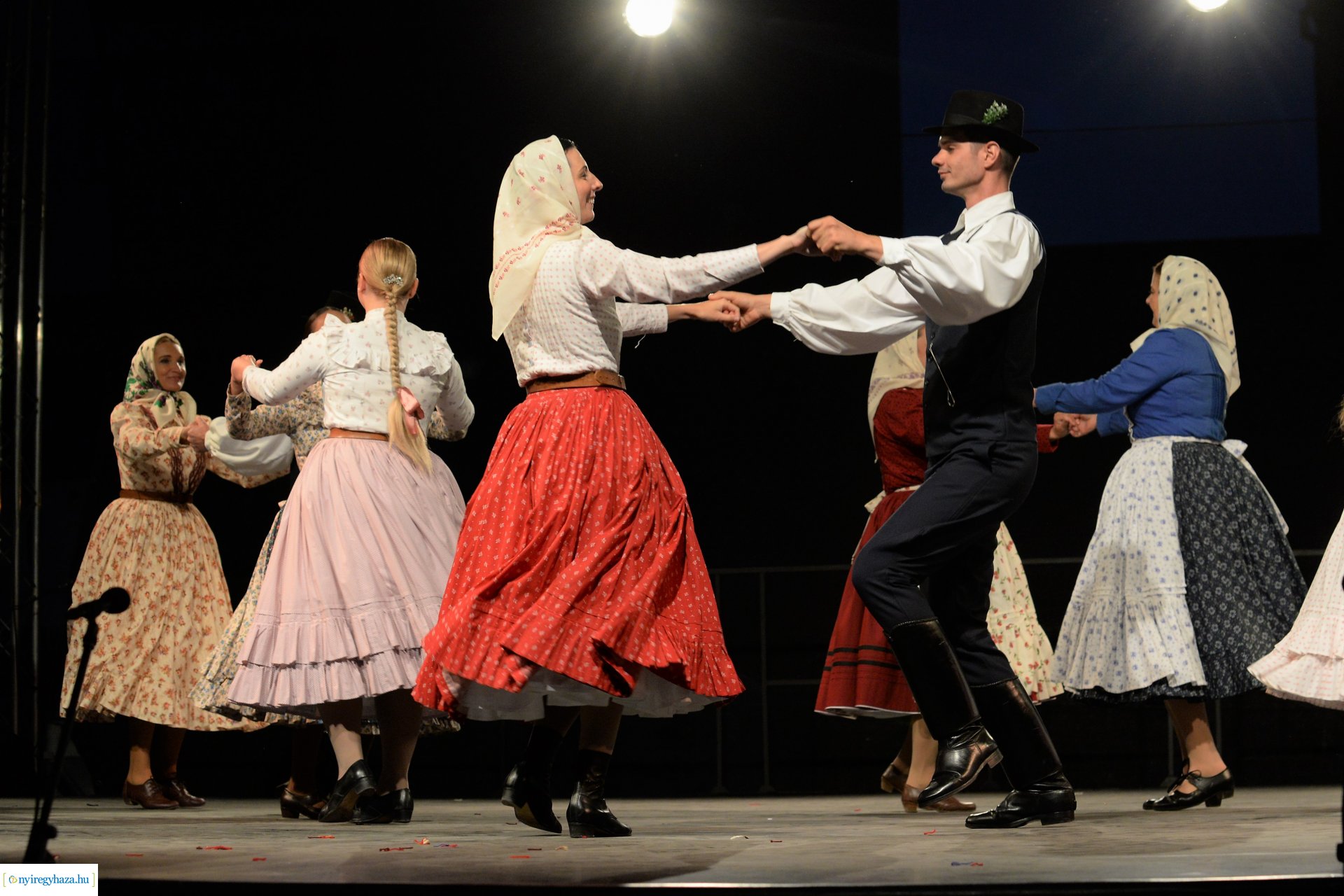 Folkfélhét megnyitó 