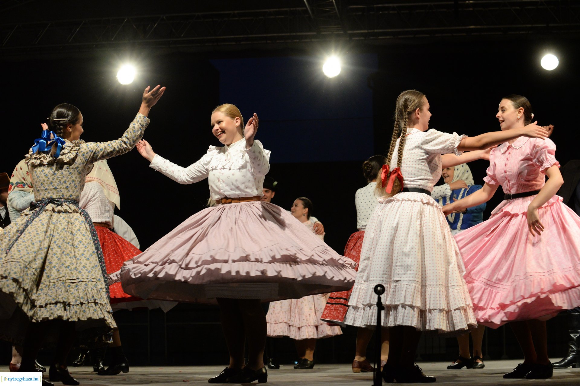 Folkfélhét megnyitó 