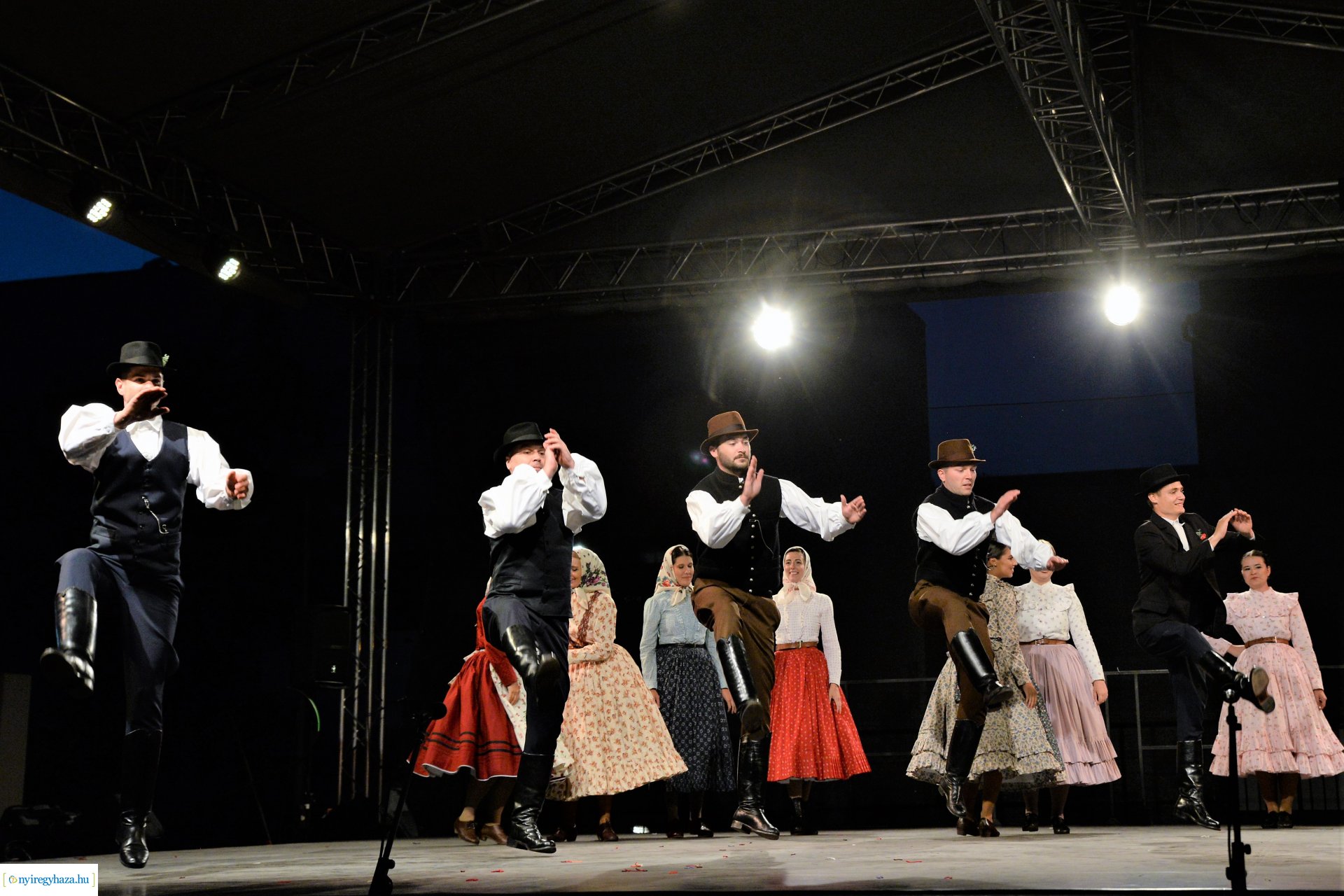 Folkfélhét megnyitó 