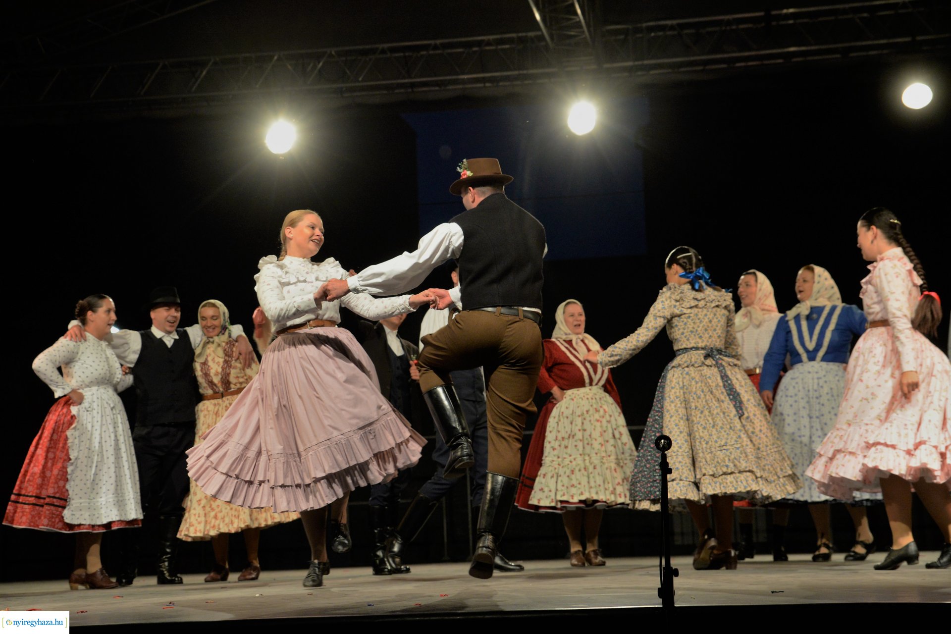 Folkfélhét megnyitó 