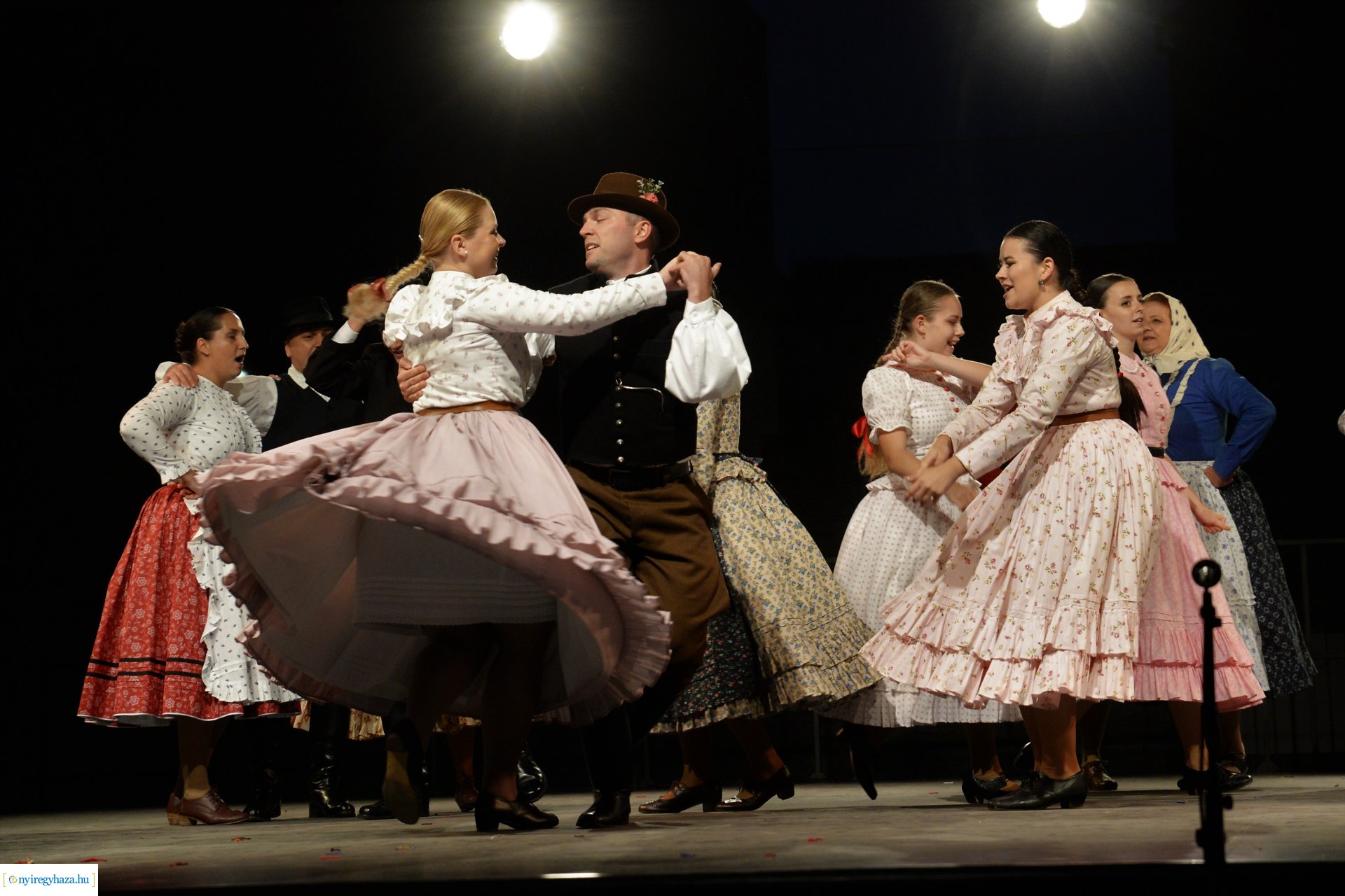 Folkfélhét megnyitó 