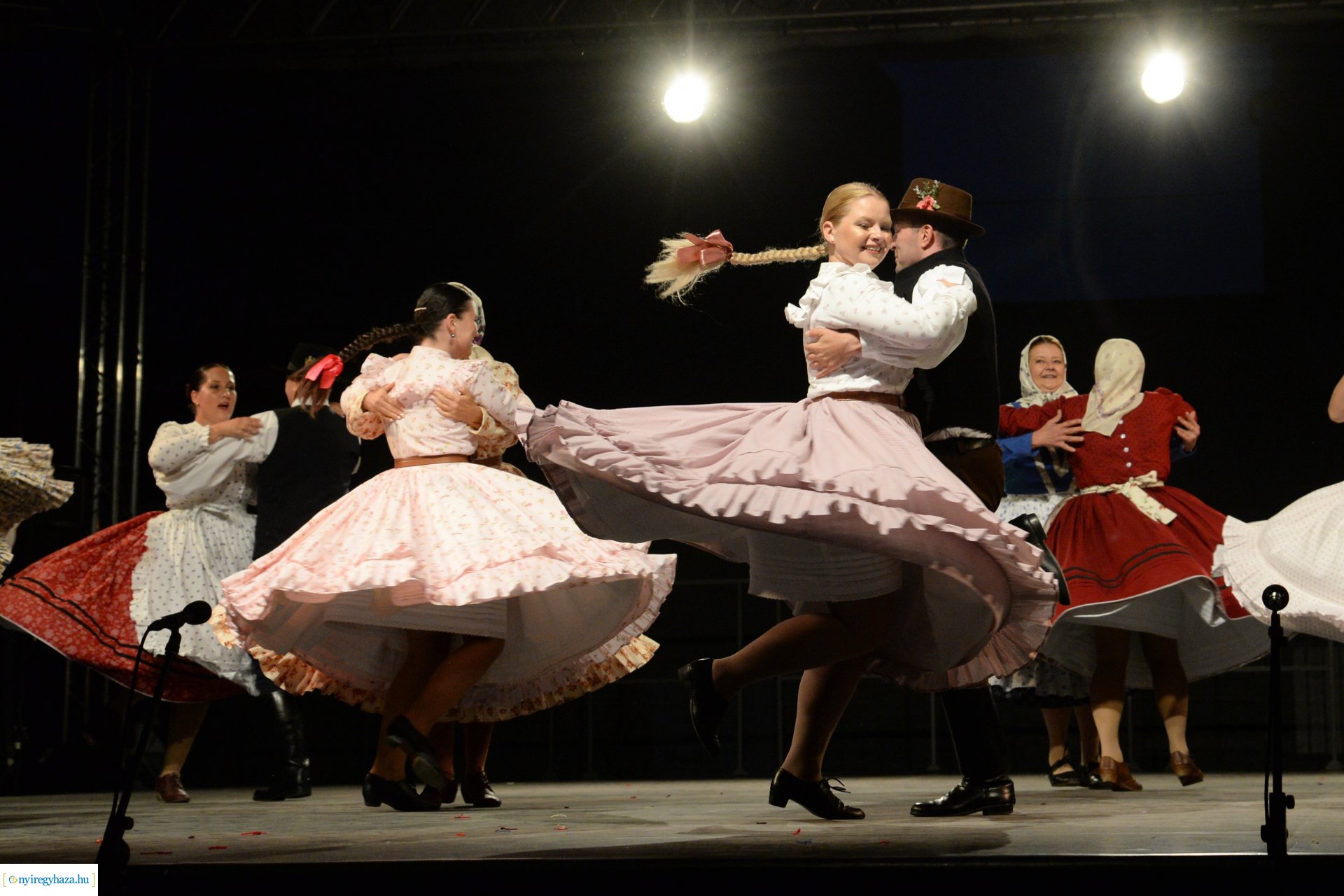 Folkfélhét megnyitó 