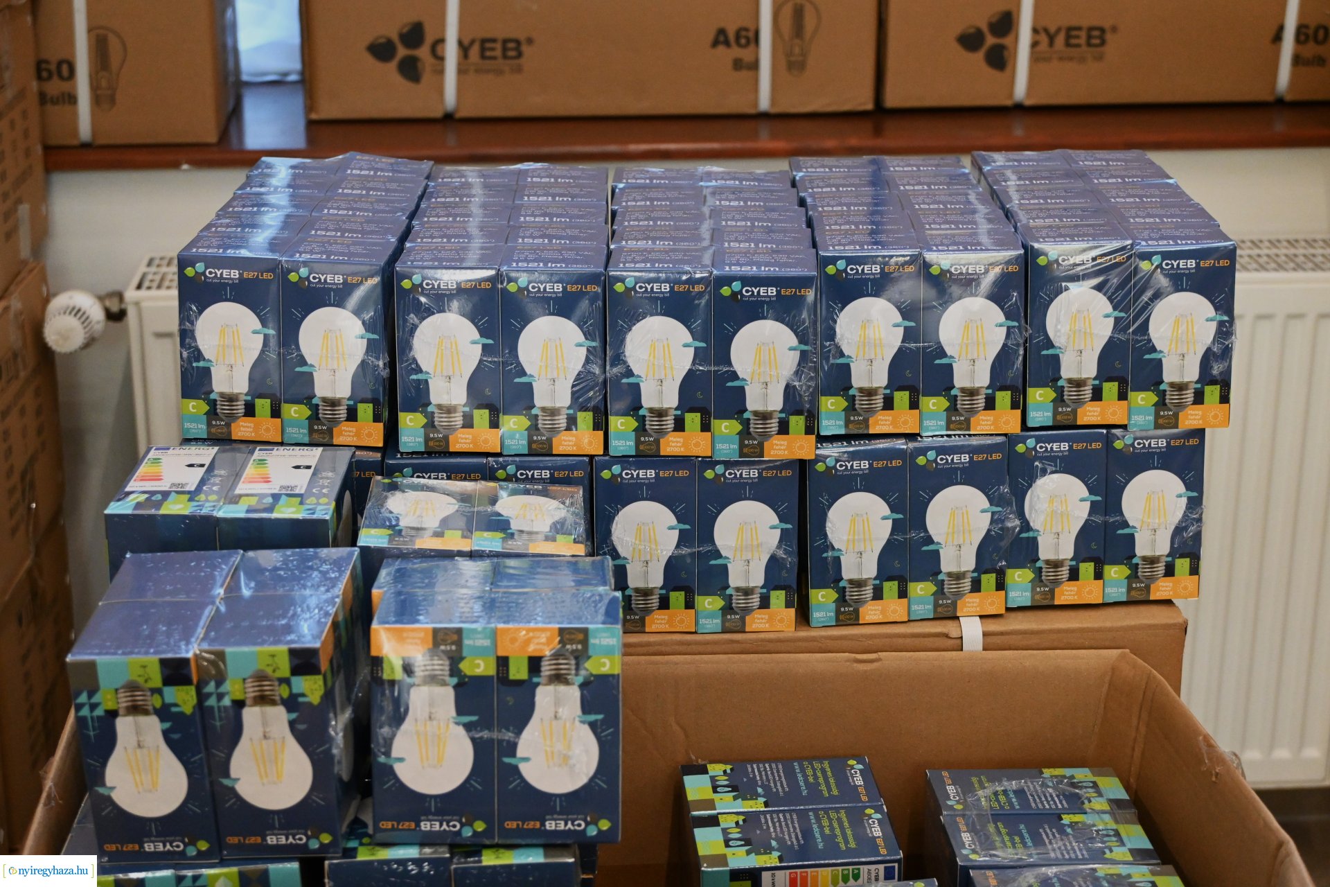 Folyamatos a LED-ek osztása