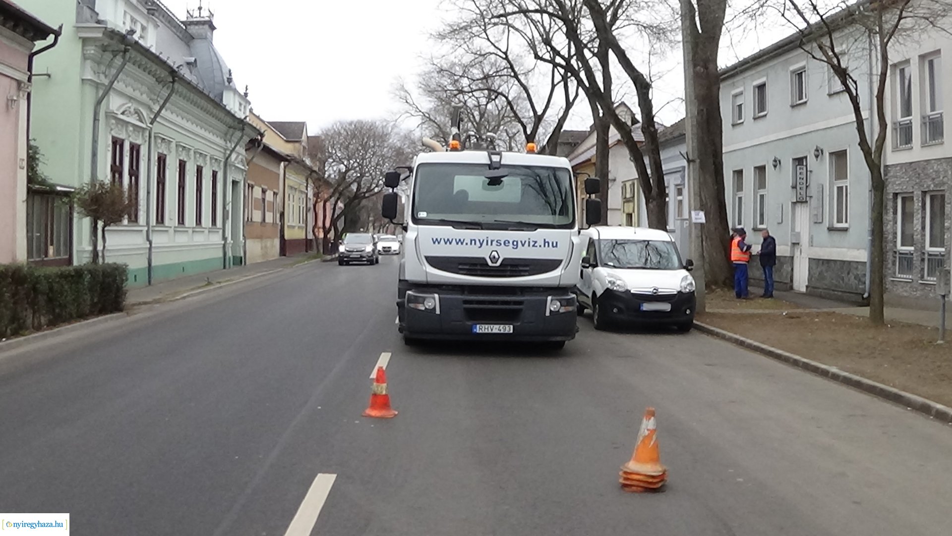 Folytatódott a csatornahálózat tisztítása a belvárosban