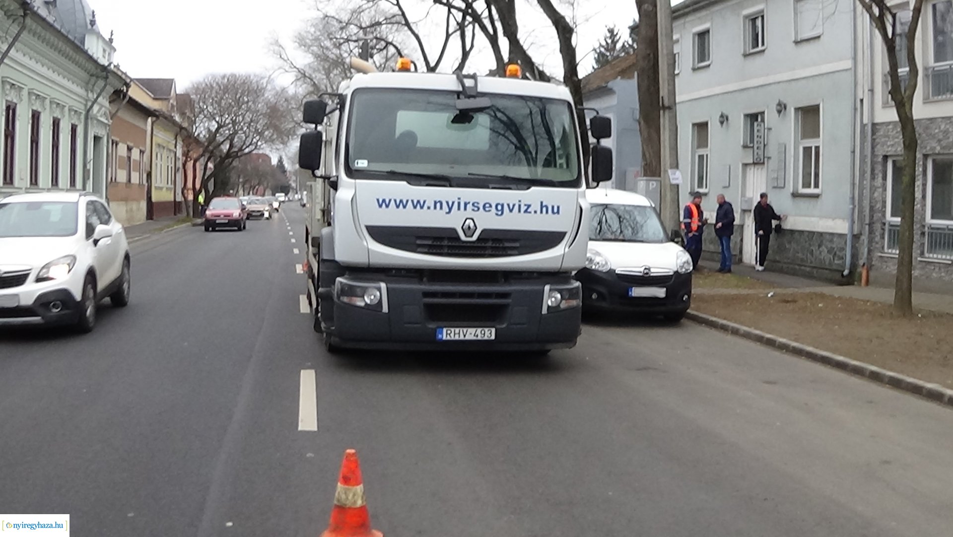 Folytatódott a csatornahálózat tisztítása a belvárosban