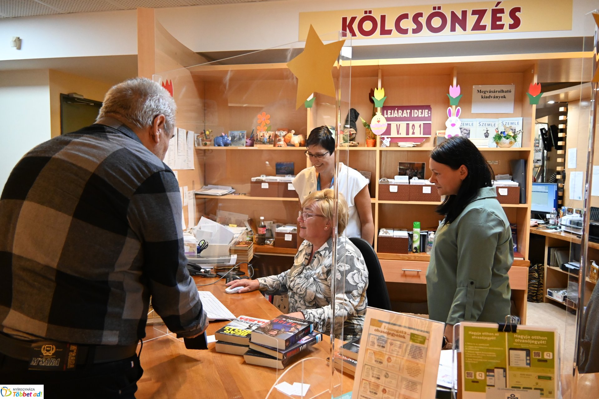 Fordított nap a könyvtárban