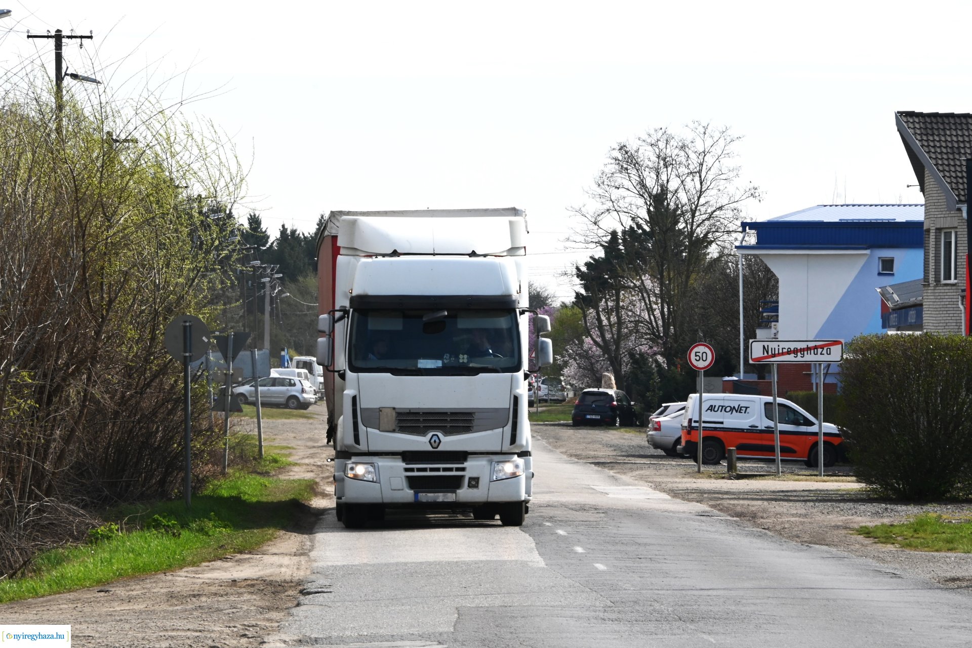 Forgalmirend változás a régi négyes úton