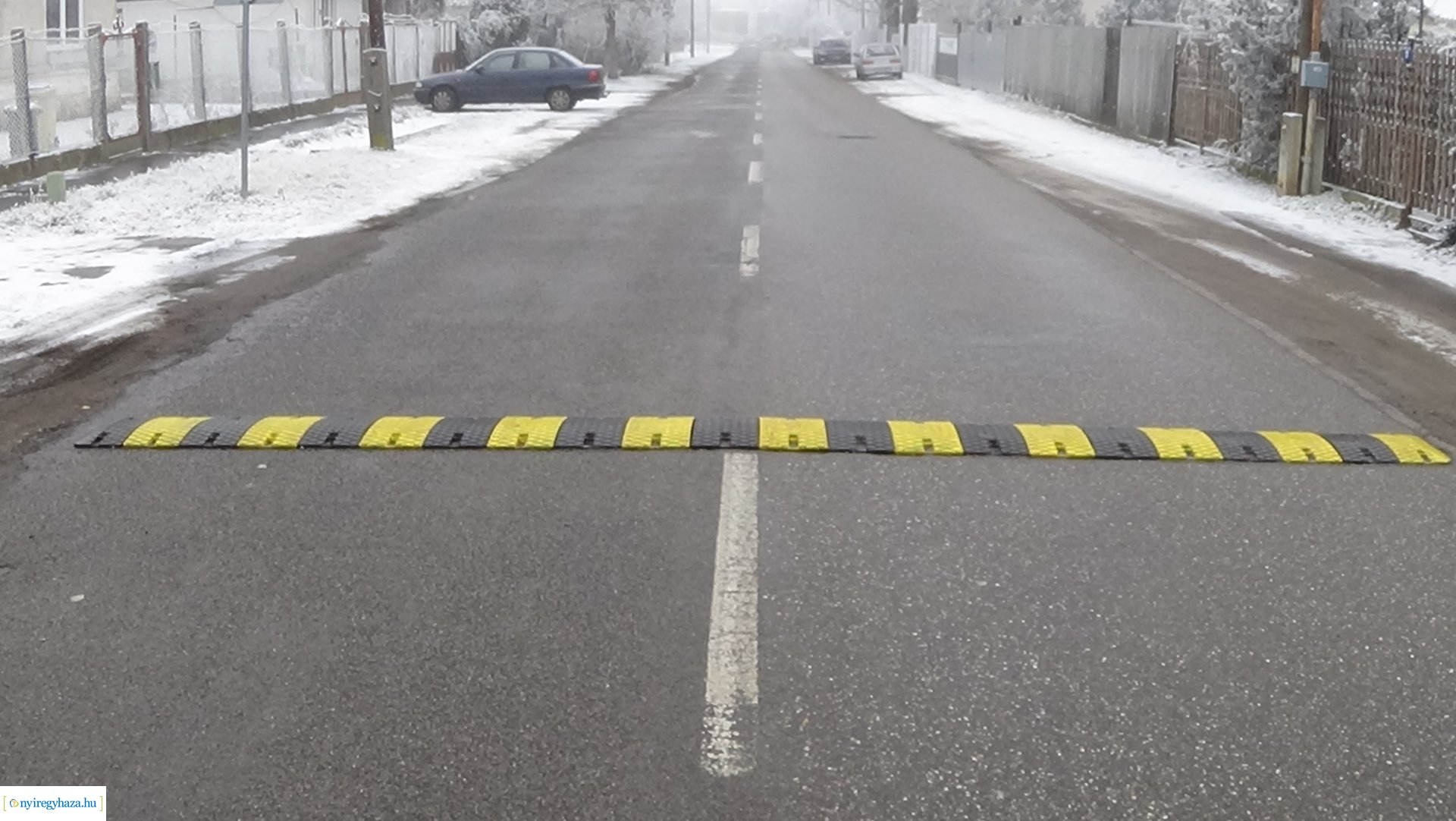 Forgalomlassító bordát helyeztek el a közelmúltban a Kinizsi utcán 