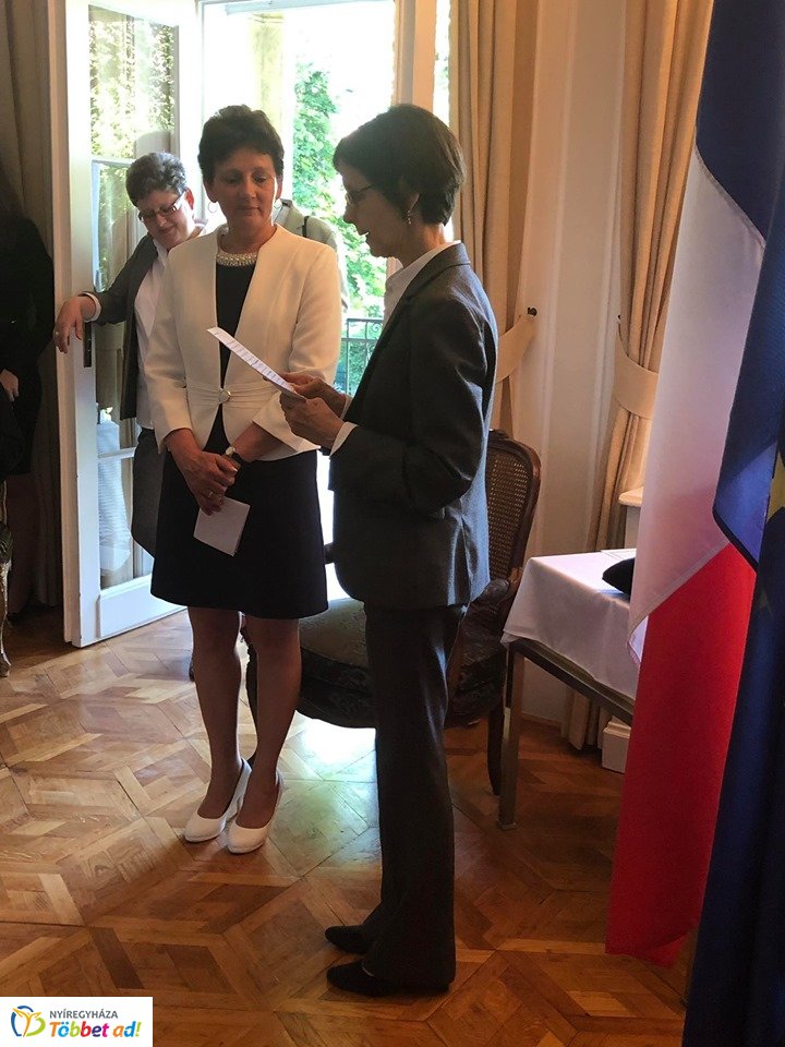 Francia állami kitüntetésben részesült Nagyné Mussó Judit
