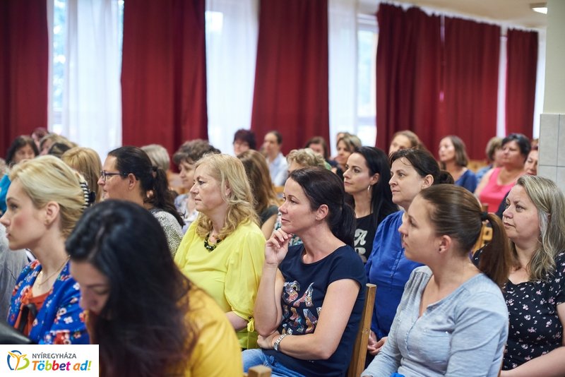 Francia kéttannyelvű lett az Apáczai iskola