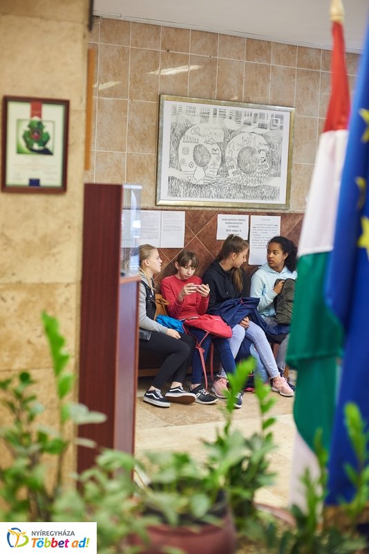 Francia kéttannyelvű lett az Apáczai iskola