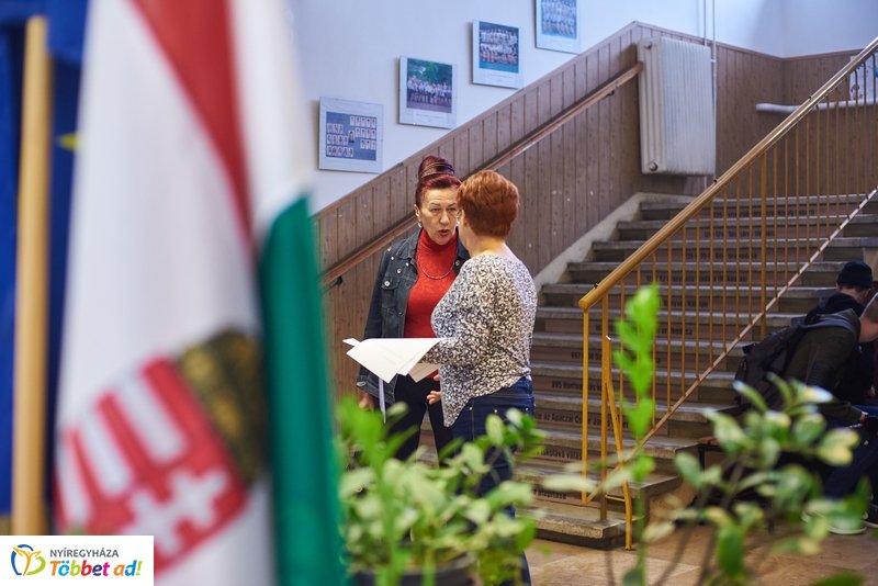 Francia kéttannyelvű lett az Apáczai iskola